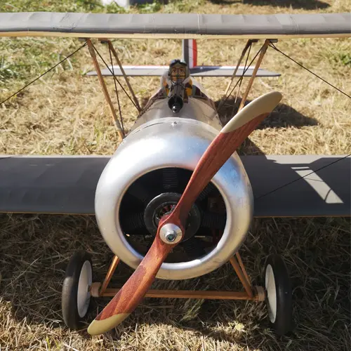 Avion Coupe Icare 2026.
