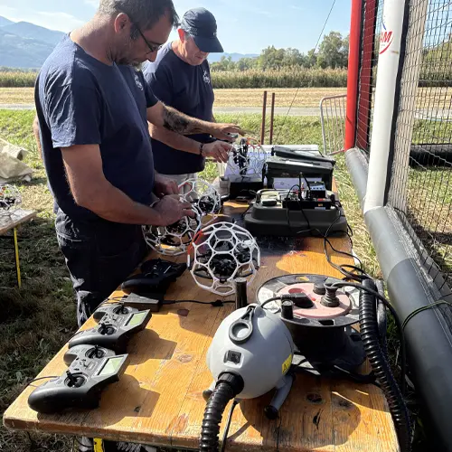 La préparation des drones et du simulateur